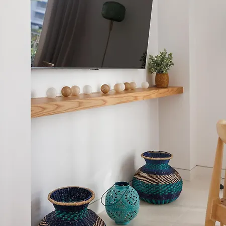 Marbella Banus Suites - Banus - Playa Del Duque - Luxury Beachfront Complex - 2Br - 2Ba - Direct Beach Access - Just 3 Min Walk To Puerto Banus Marina - 35,000 M2 Tropical Gardens - 3 Pools - 2 Onsite Restaurants - Ideal For Families Appartement Marbella